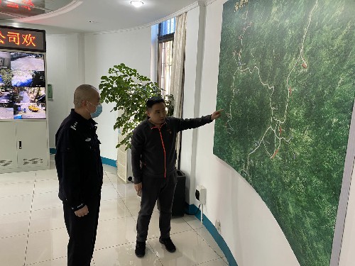 永安分公司劉卿云：永安市公安局副局長(zhǎng)連志陽(yáng)到永安分公司開展節(jié)后安全檢查~1.jpg