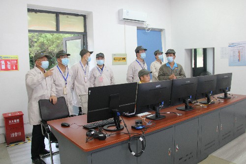 福安分公司胡廷淦：圖�?�?2日福安市副市長姚正水一行到生產(chǎn)現(xiàn)場檢查指導~1.jpg